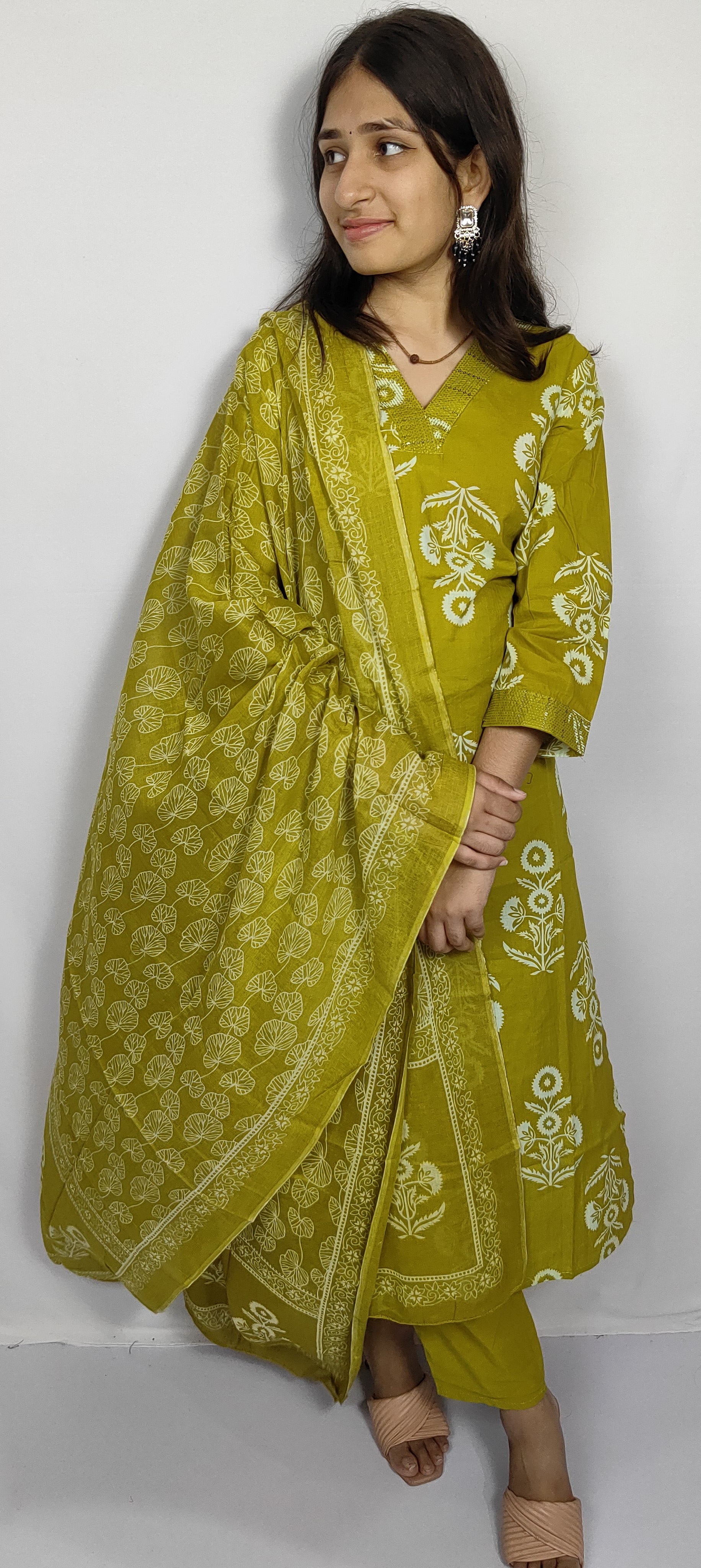 Mustard Yellow 3 piece Kurta Set (Z0114)