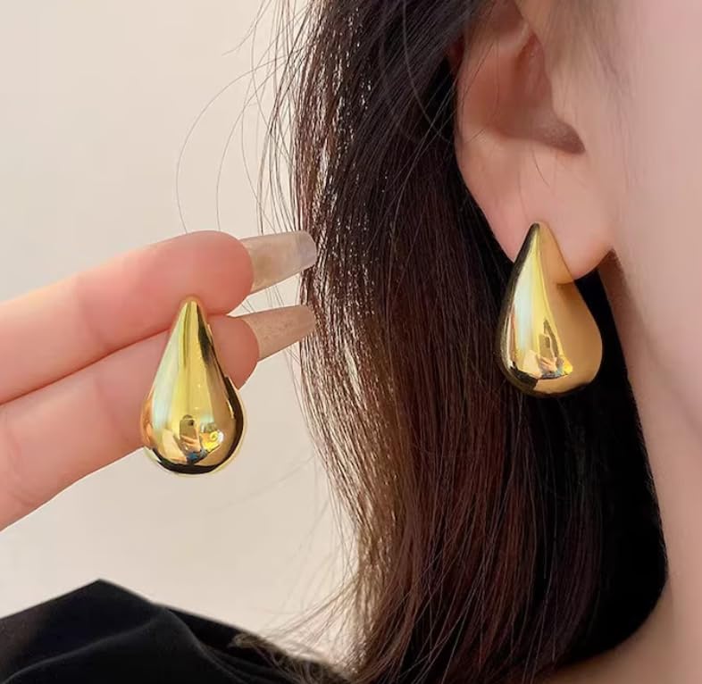 Trendy Stylish Fancy Tear Drop Earring Set