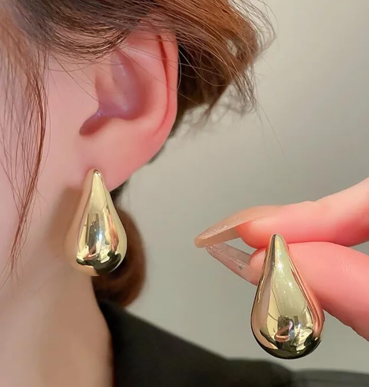 Trendy Stylish Fancy Tear Drop Earring Set