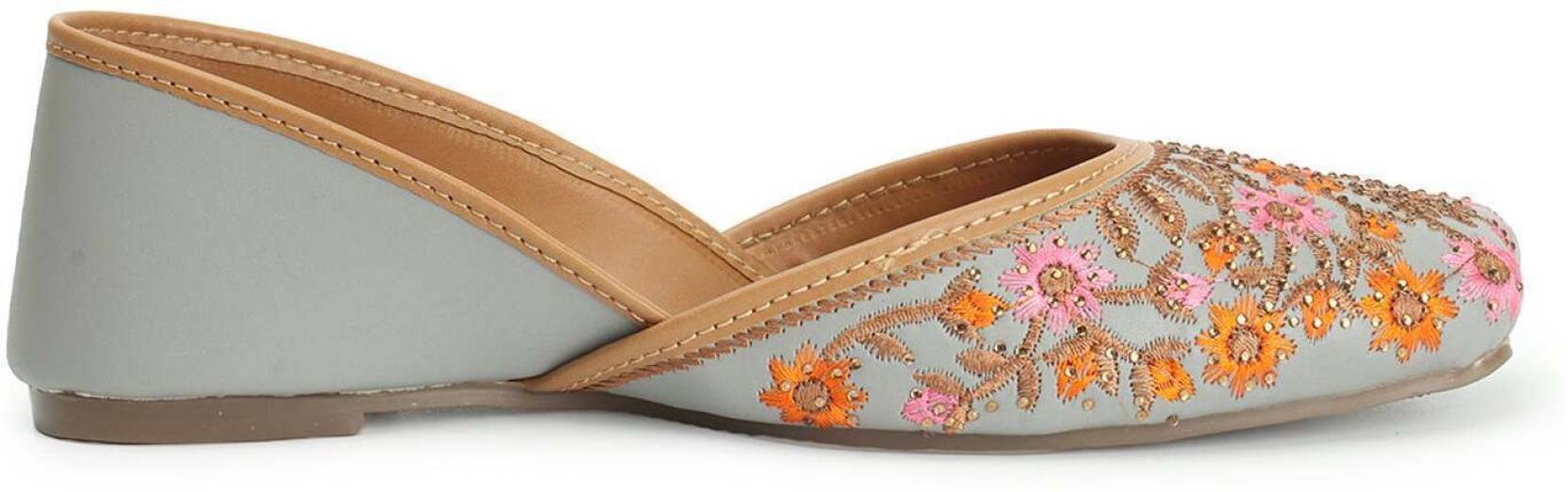 Jutis For Women